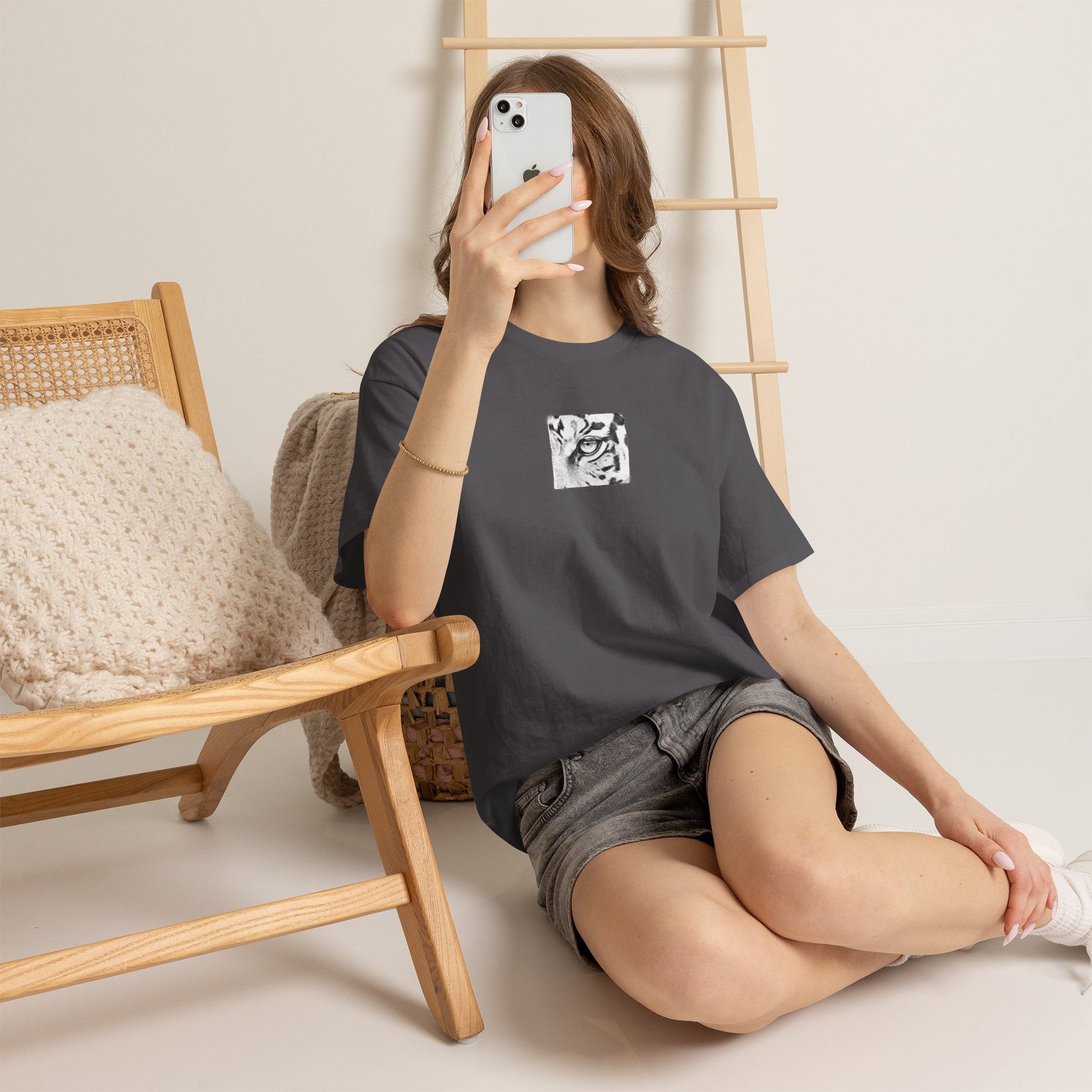 Leopard Graphic Men-Women 100% Cotton T-Shirt